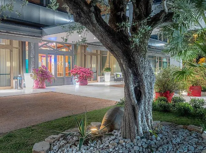 فندق Terme Cristoforo 3*